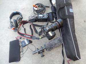 Canon 5D3_dual lav shotgun audio_monopod