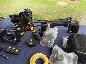 LP90S battery as counterweight, connect to GH4 with power cable on shoulder rig